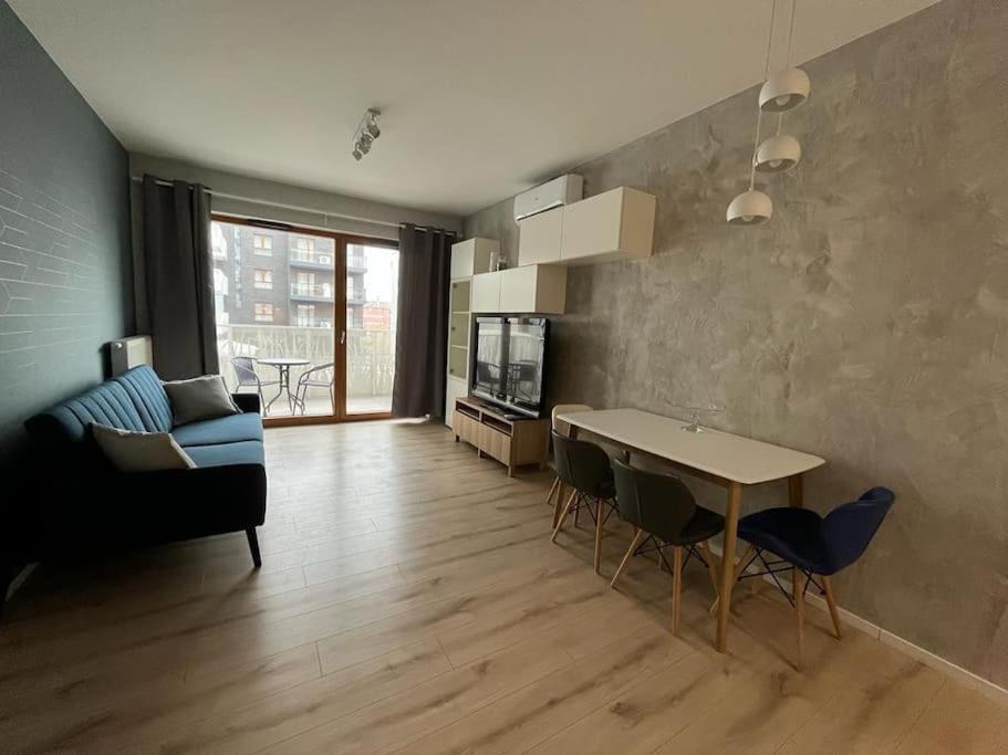 Luksusowy Apartament Z Parkingiem I Klimatyzacja W Samym Centrum Wroclawia Exterior foto